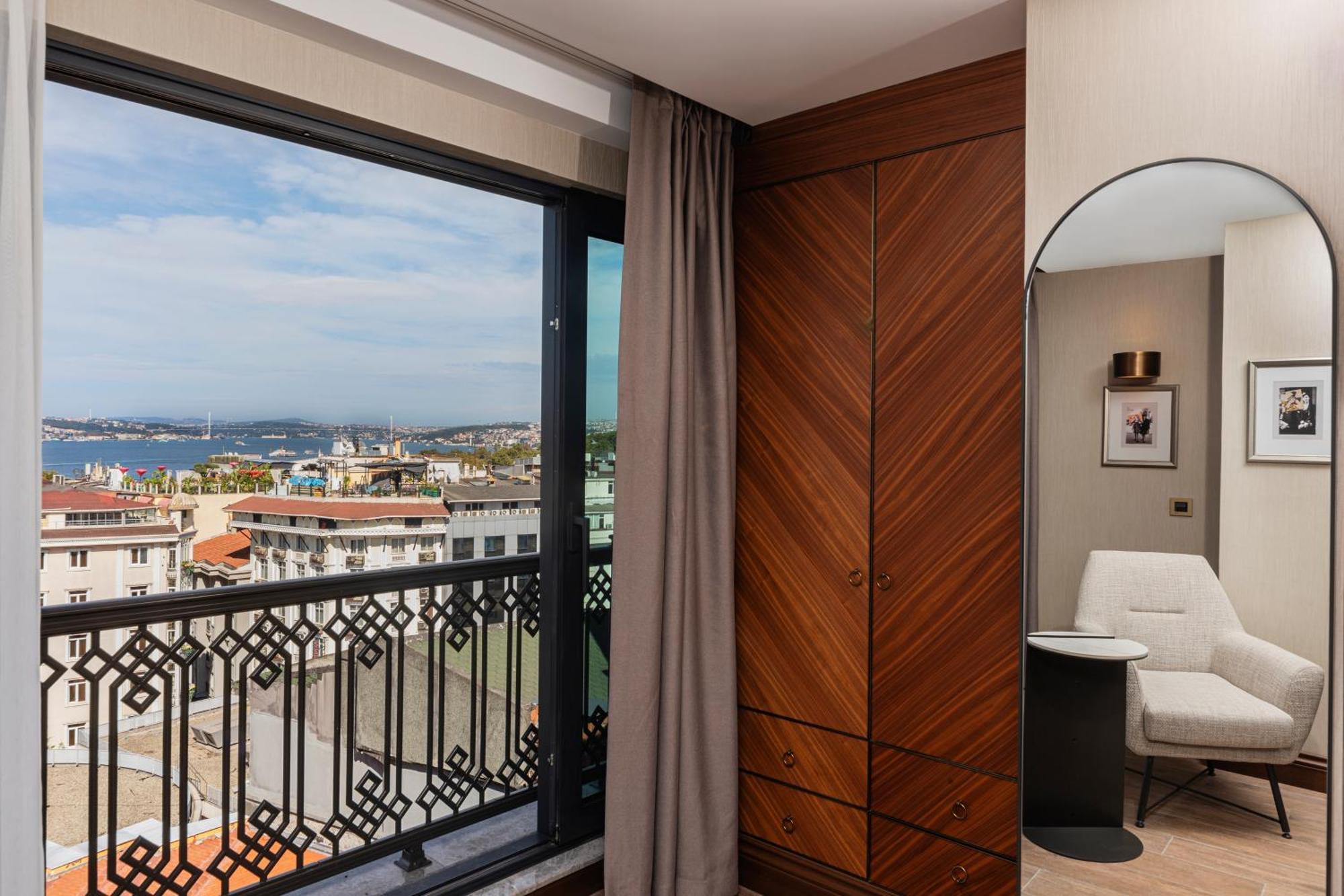 勒弗尼酒店及spa - 特殊类别 伊斯坦布尔 外观 照片 A room at the hotel